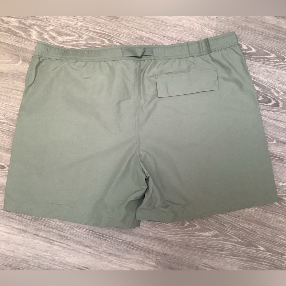 Woolrich Mens Aqua Green Flat Front Pockets Belted Cargo Shorts - Picture 2 of 6